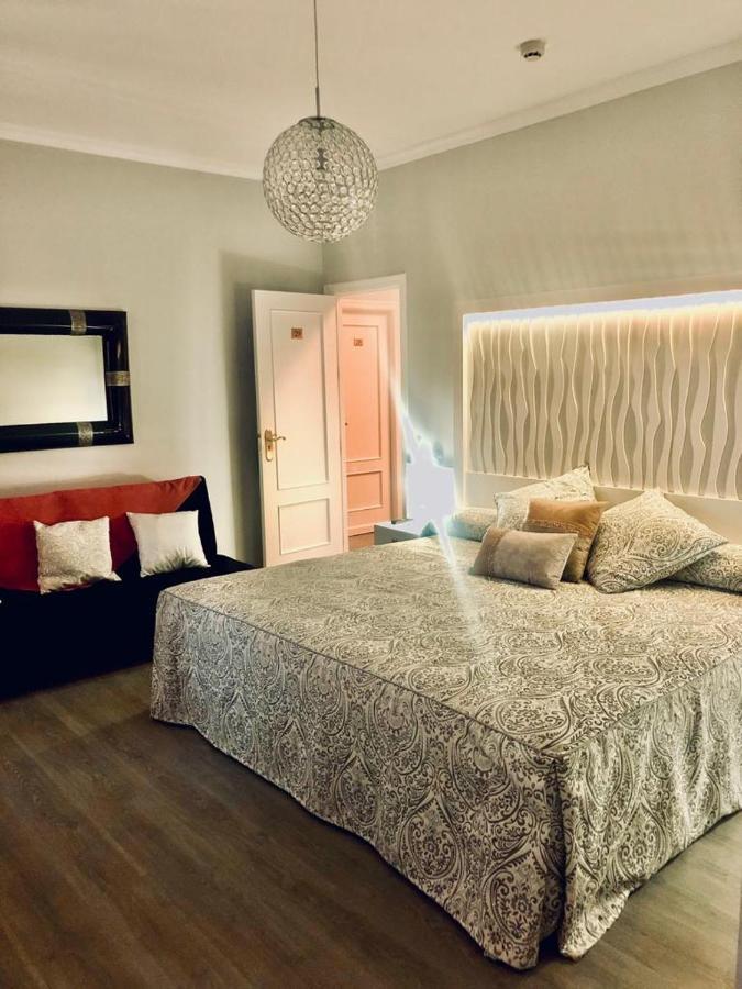 La Morona Hotel โมรอน เด ลา ฟรอนเตรา ภายนอก รูปภาพ