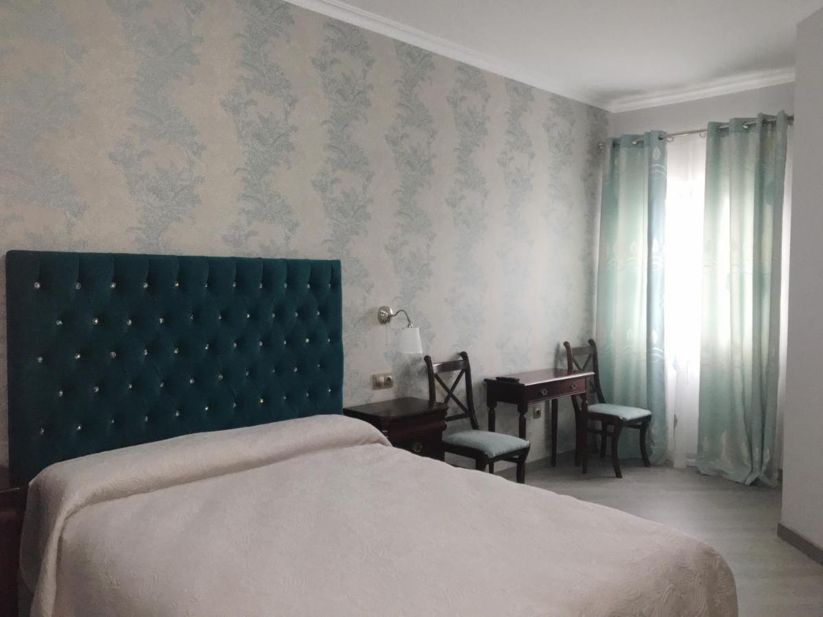 La Morona Hotel โมรอน เด ลา ฟรอนเตรา ภายนอก รูปภาพ