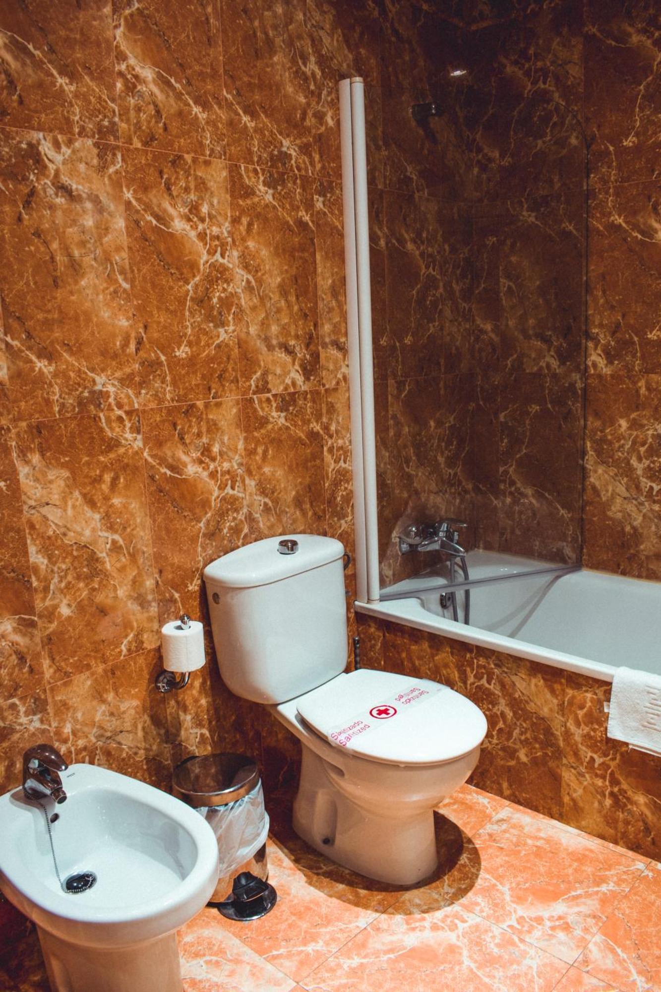 La Morona Hotel โมรอน เด ลา ฟรอนเตรา ภายนอก รูปภาพ