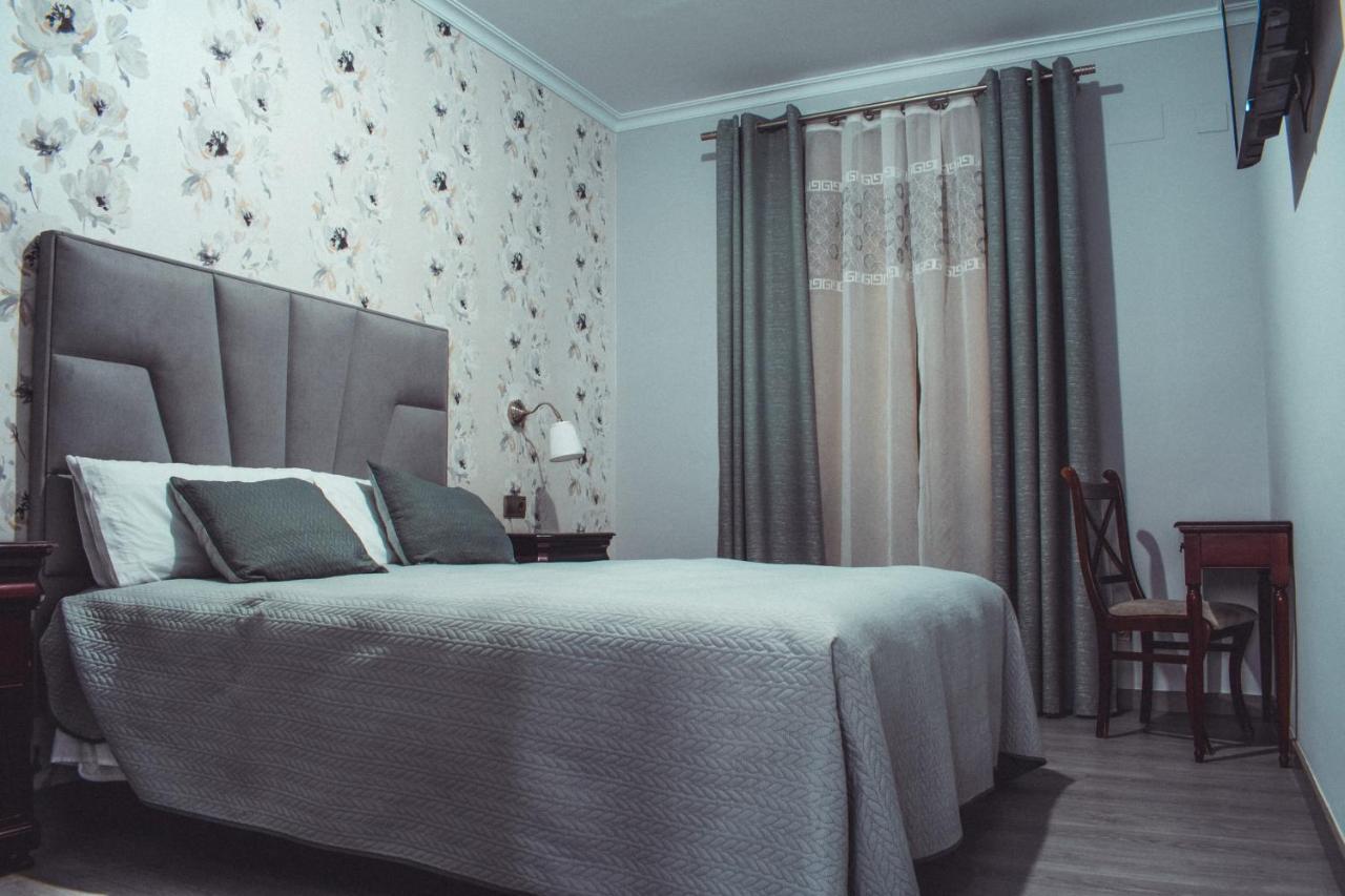 La Morona Hotel โมรอน เด ลา ฟรอนเตรา ภายนอก รูปภาพ