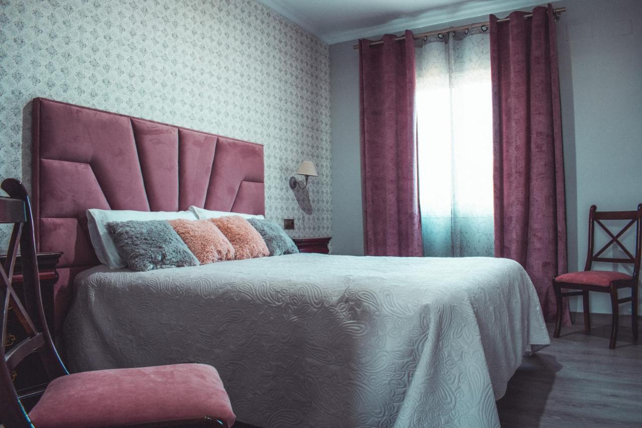 La Morona Hotel โมรอน เด ลา ฟรอนเตรา ภายนอก รูปภาพ